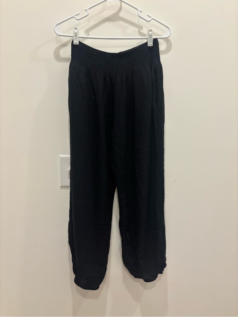 Lotus & Luna harem solid Black Elastic Waist Lightweight Pants S/P